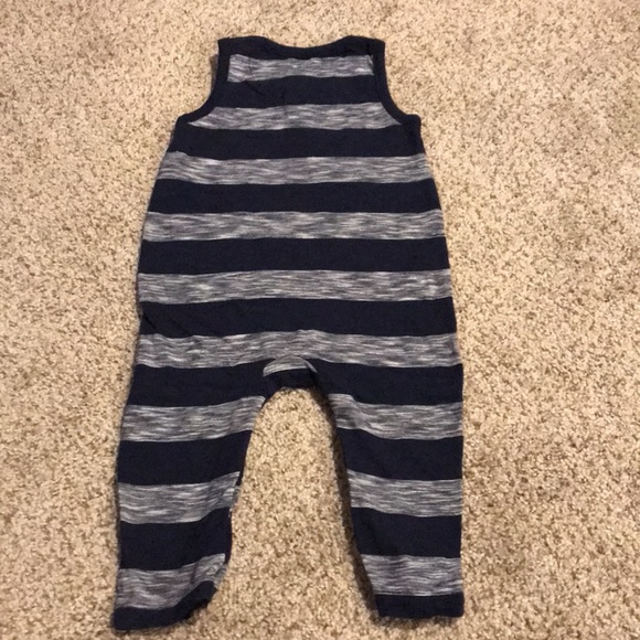 Baby Gap One Piece - Picture 4 of 4